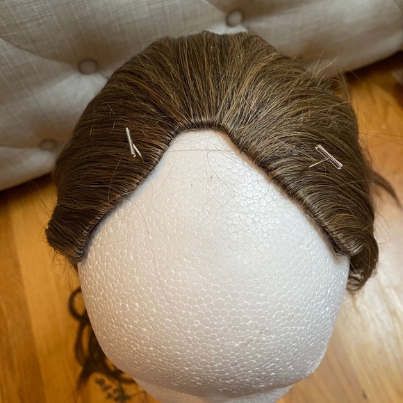 NWT V-Weft Blonde Extension Wig - Picture 5 of 10